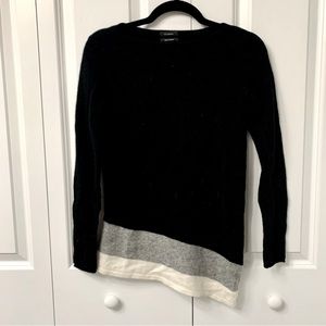 Long sleeve cashmere sweater